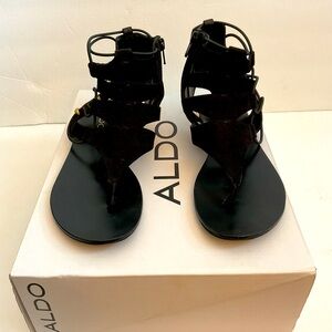 ALDO‎ Women’s Athena Black & Gold Gladiator Spilt Toe Sandal size 6